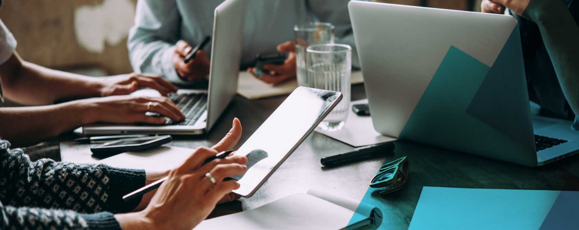 Improving Collaboration Between Designers and Stakeholders